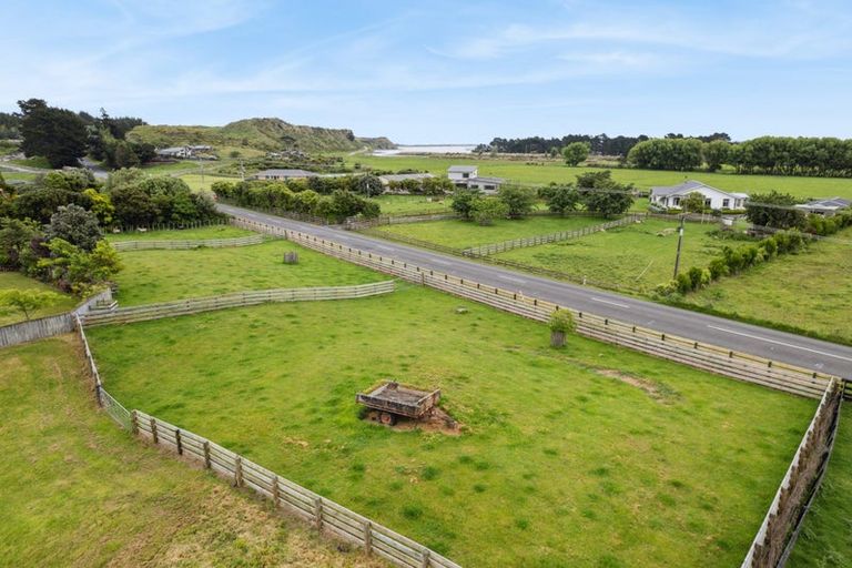 Photo of property in 2 Onetere Drive, Whanganui Airport, Whanganui, 4501
