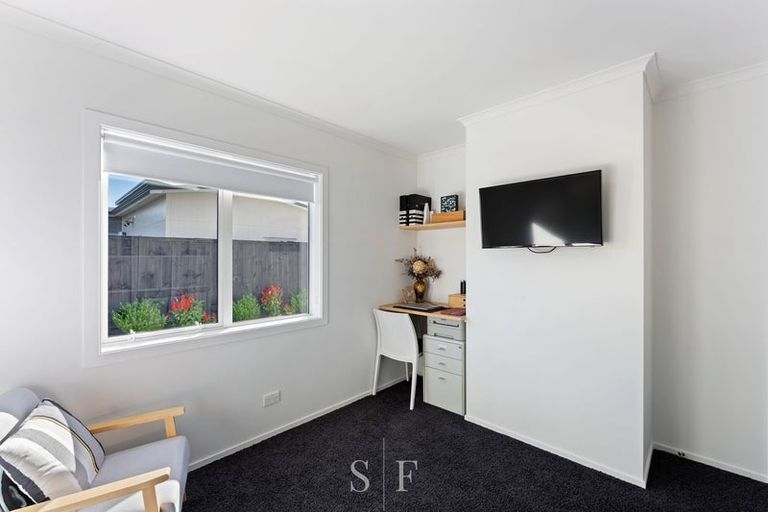 Photo of property in 12 Matuhi Street, Waikanae, 5036