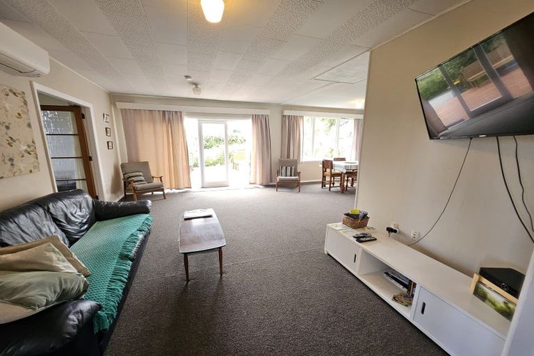 Photo of property in 27 Domain Terrace, Karoro, Greymouth, 7805