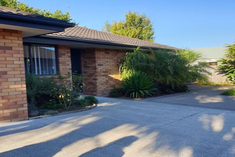 Photo of property in 3b Kaiwaka Road, Waiuku, 2123
