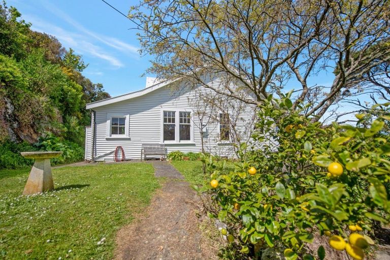 Photo of property in 5 Busaco Road, Hataitai, Wellington, 6021