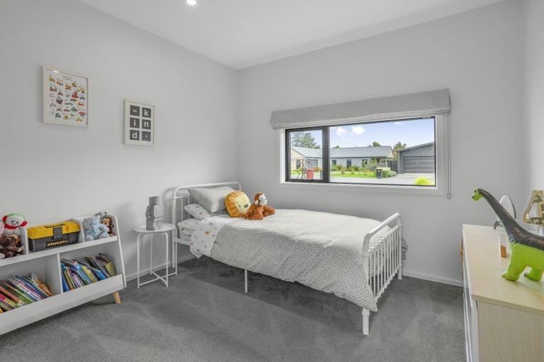 Photo of property in 5 Matai Grove, Greytown, 5712