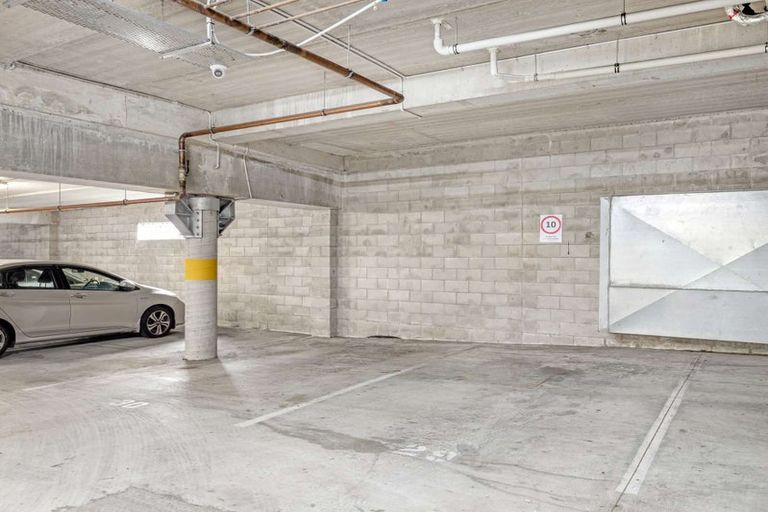 Photo of property in 17/11 Carlos Drive, Flat Bush, Auckland, 2016