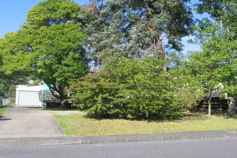 Photo of property in 71 Weldene Avenue, Glenfield, Auckland, 0629