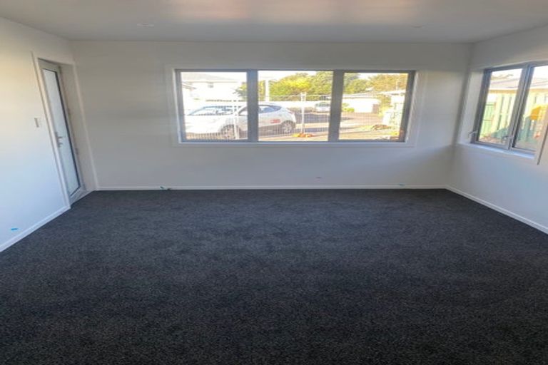 Photo of property in 40a Belt Road, Moturoa, New Plymouth, 4310