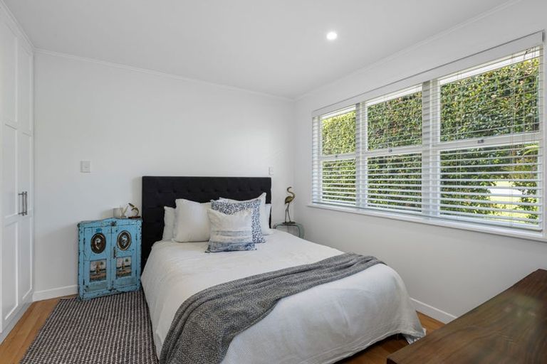 Photo of property in 121 Taikata Road, Te Atatu Peninsula, Auckland, 0610