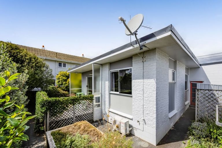 Photo of property in 44 Fulford Street, New Plymouth, 4310