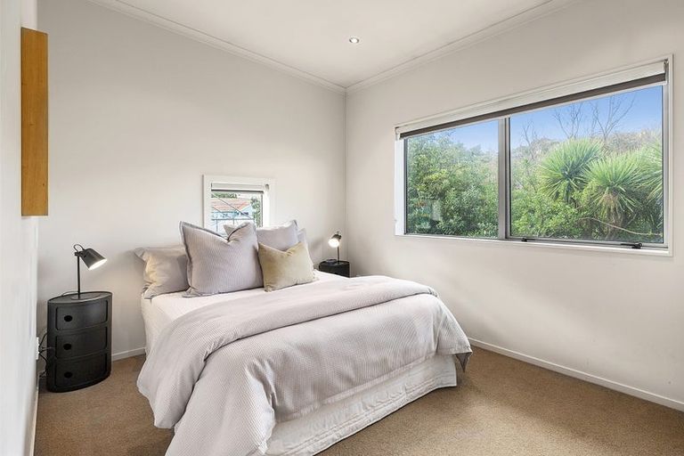 Photo of property in 1/123 The Parade, Island Bay, Wellington, 6023