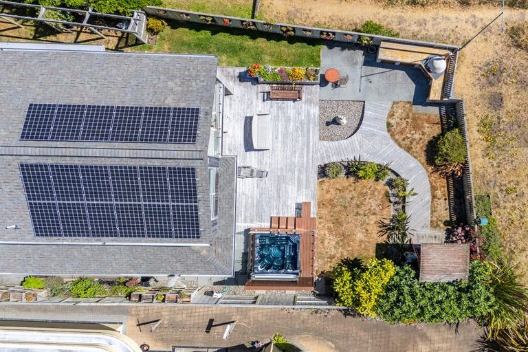 Photo of property in 131 Manly Street, Paraparaumu Beach, Paraparaumu, 5032