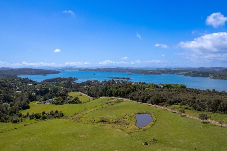 Photo of property in 111 Magnolia Tree Way, Kerikeri, 0294