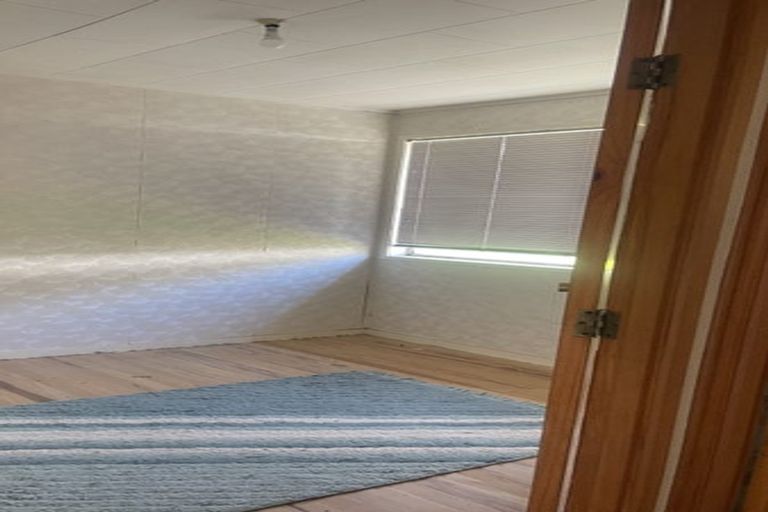 Photo of property in 36 Flaxdale Street, Birkdale, Auckland, 0626