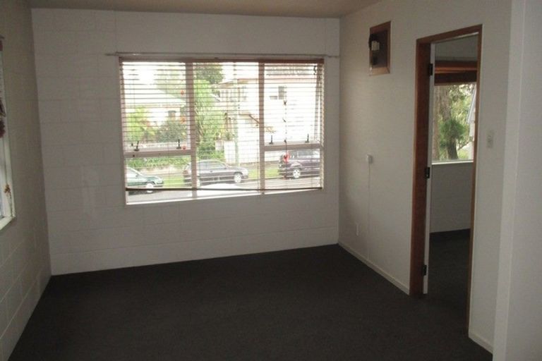 Photo of property in 17 Myrtle Street, Hamilton East, Hamilton, 3216