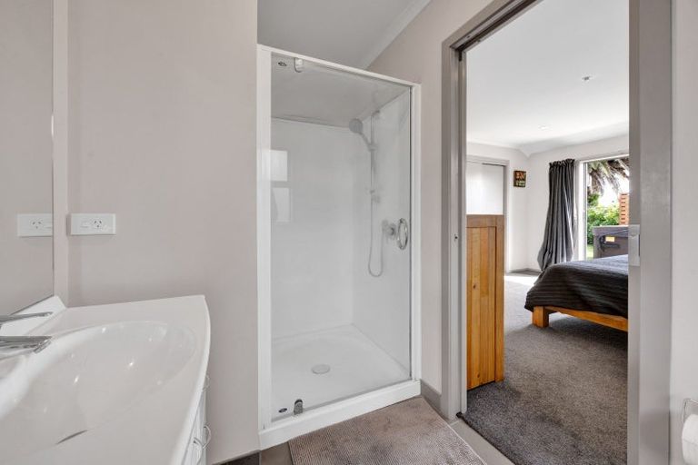 Photo of property in 5a James Drive, Bell Block, New Plymouth, 4312