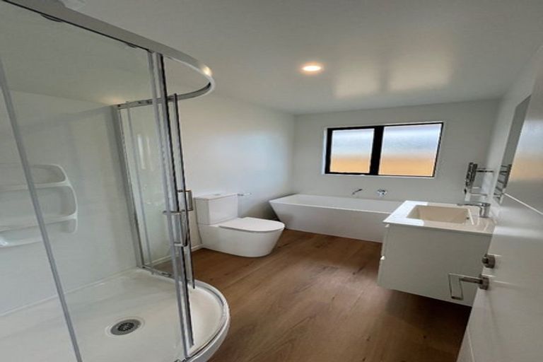 Photo of property in 16 Privet Way, Rolleston, 7678