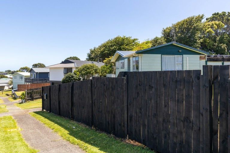 Photo of property in 15 Tahurangi Place, Spotswood, New Plymouth, 4310