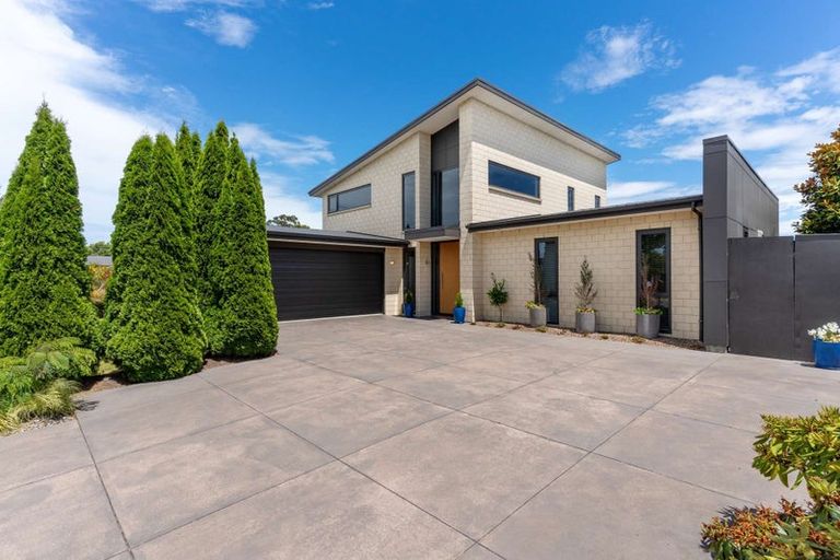 Photo of property in 53 Glen Oaks Drive, Northwood, Christchurch, 8051