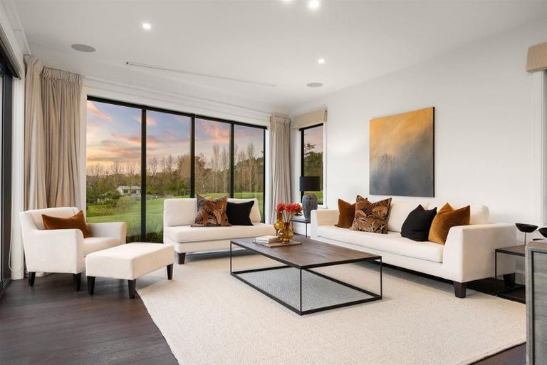 Photo of property in 90 Grace Hill Drive, Dairy Flat, Albany, 0792