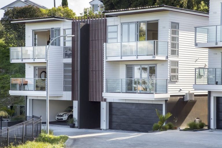 Photo of property in 8d Huka Road, Birkenhead, Auckland, 0626