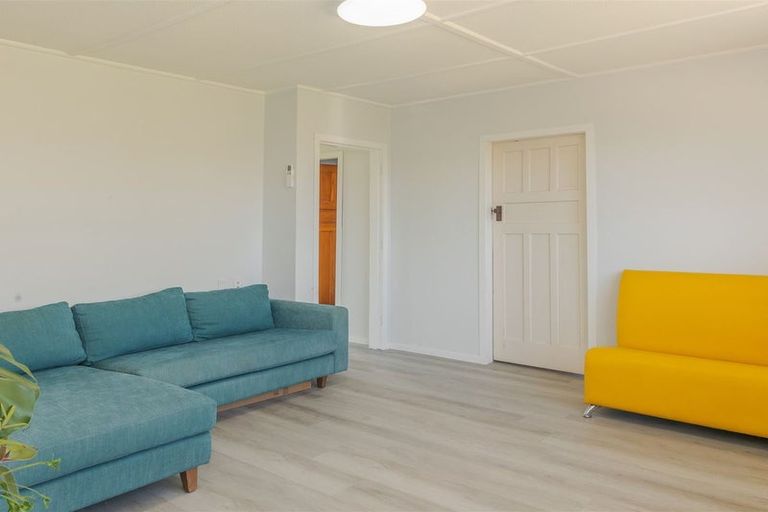 Photo of property in 4 Colvin Street, Westport, 7825