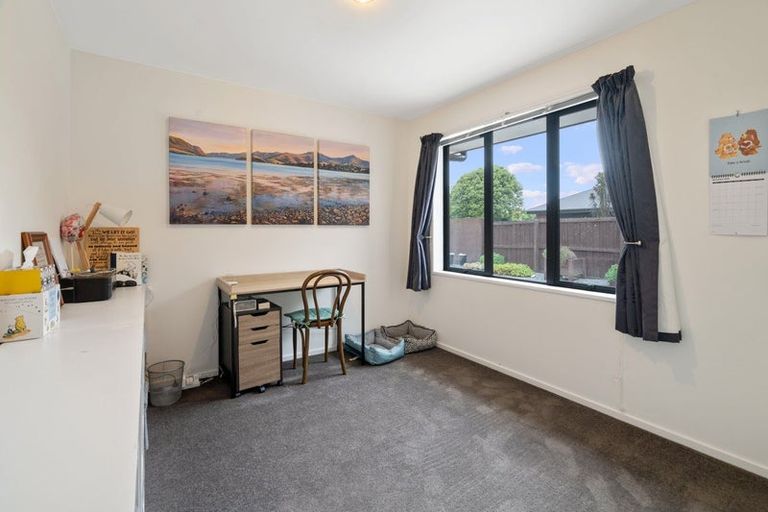 Photo of property in 56 Moore Street, Rolleston, 7614