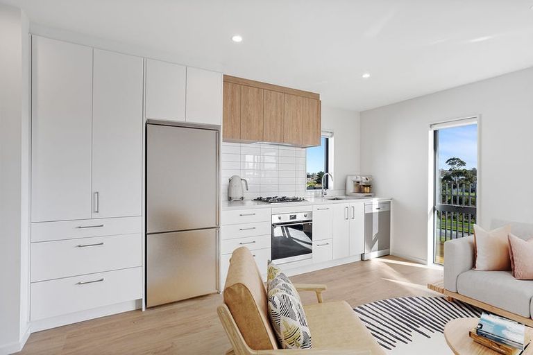 Photo of property in 8 Te Napi Drive, Takanini, Auckland, 2112