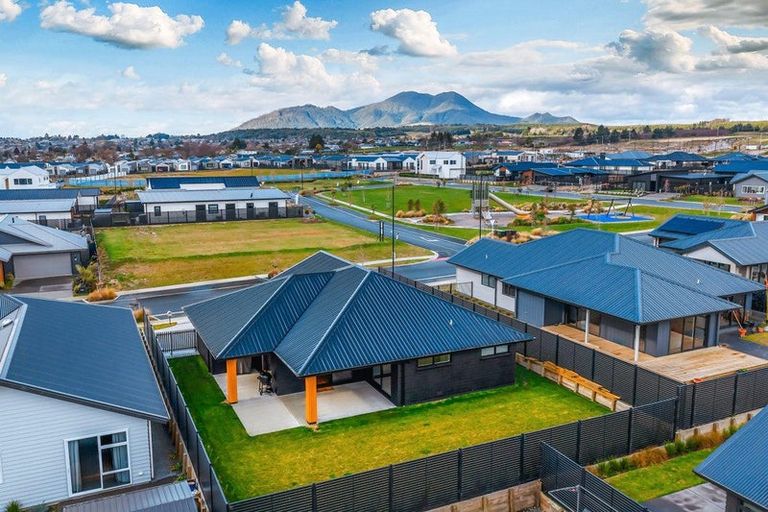 Photo of property in 18 Tai Road, Wharewaka, 3330