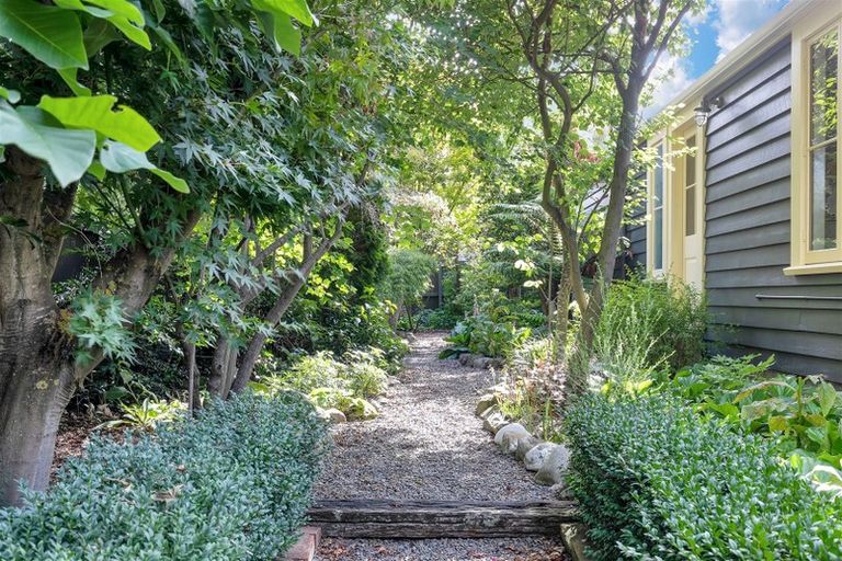 Photo of property in 76 Newnham Street, Rangiora, 7400