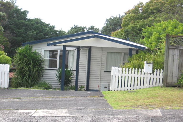 Photo of property in 1 Glenwood Avenue, Birkenhead, Auckland, 0626