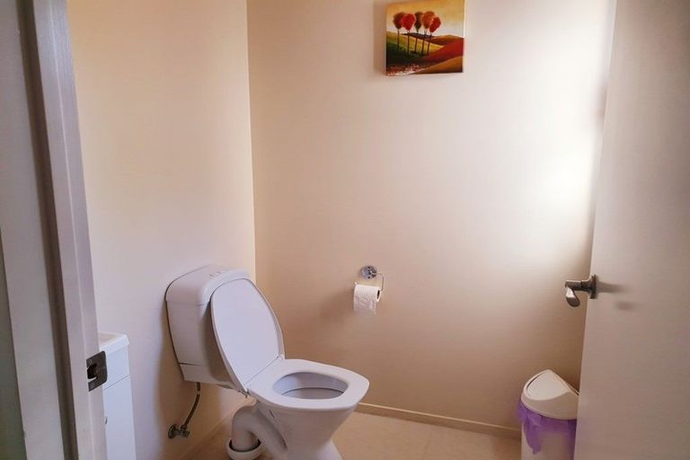 Photo of property in 23 Roy Douglas Place, Favona, Auckland, 2024