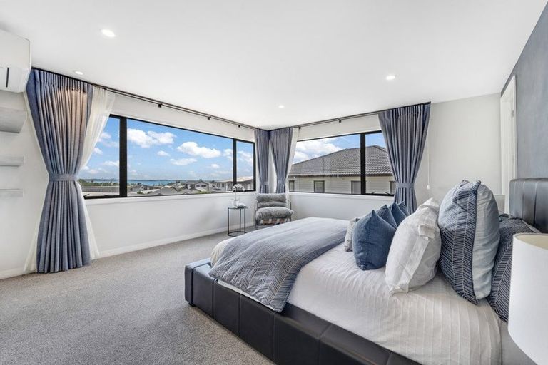 Photo of property in 4 Hapukupuku Avenue, Beachlands, Auckland, 2018