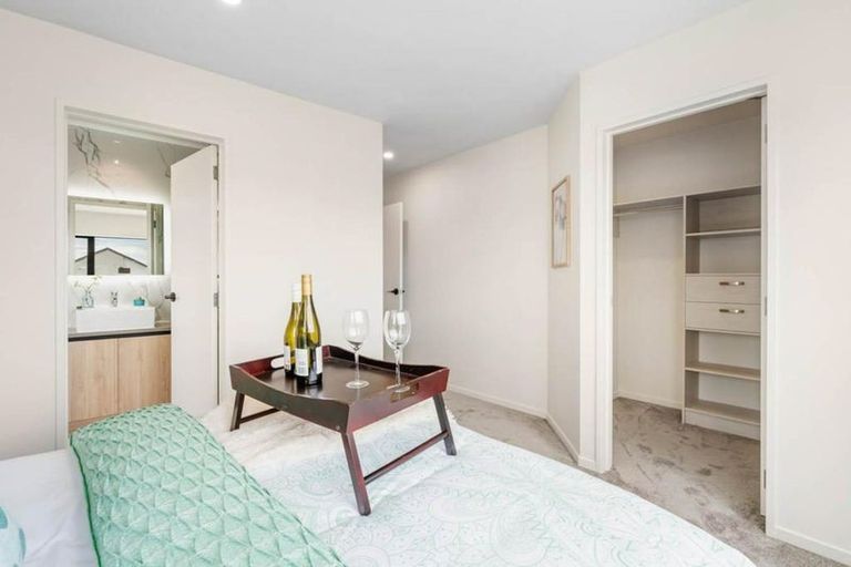 Photo of property in 73 Kairakau Street, Papakura, 2110