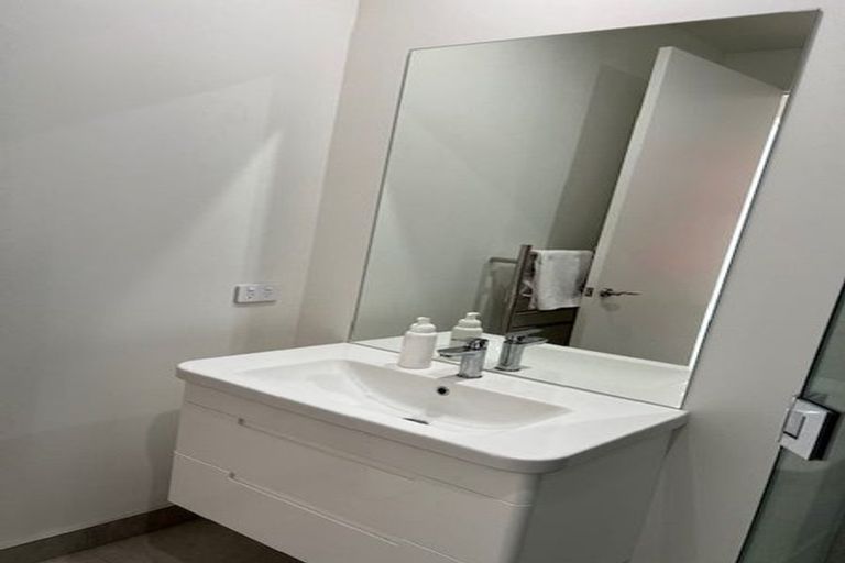 Photo of property in 6 Glide Lane, Whitby, Porirua, 5024