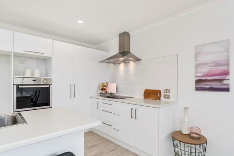 Photo of property in 29 Livingstone Drive, Papamoa Beach, Papamoa, 3118
