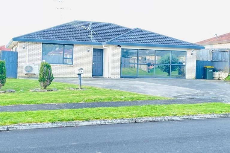 Photo of property in 11 Marblewood Grove, Pukekohe, 2120