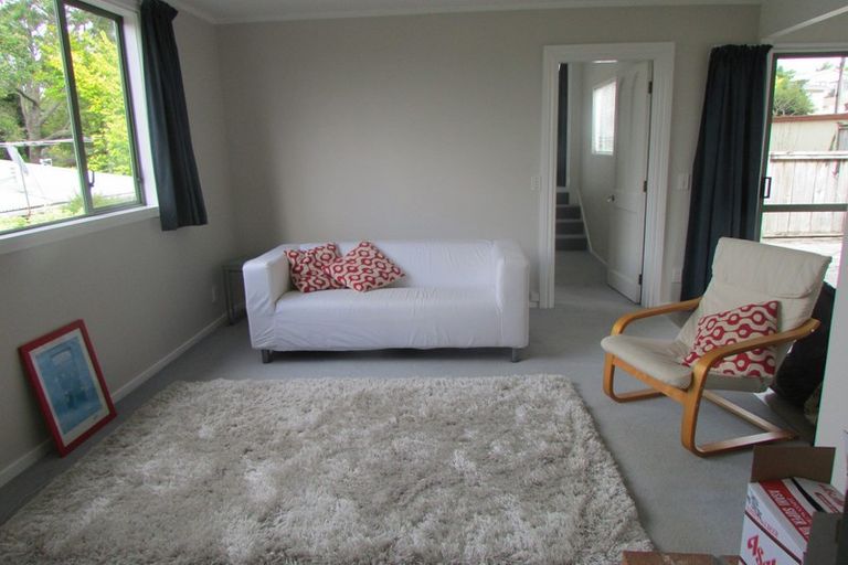 Photo of property in 14 Stottholm Road, Titirangi, Auckland, 0604