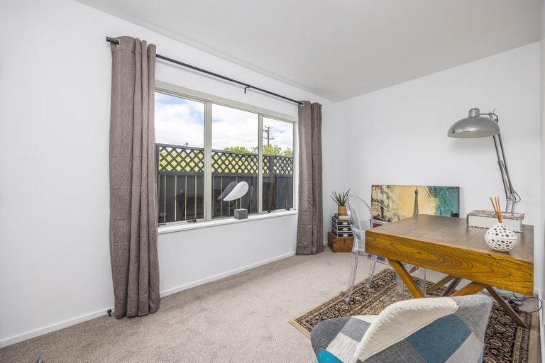 Photo of property in 59 The Grove, Red Beach, 0932