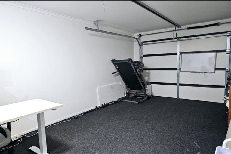 Photo of property in 40 Whareatua Avenue, Takanini, 2112