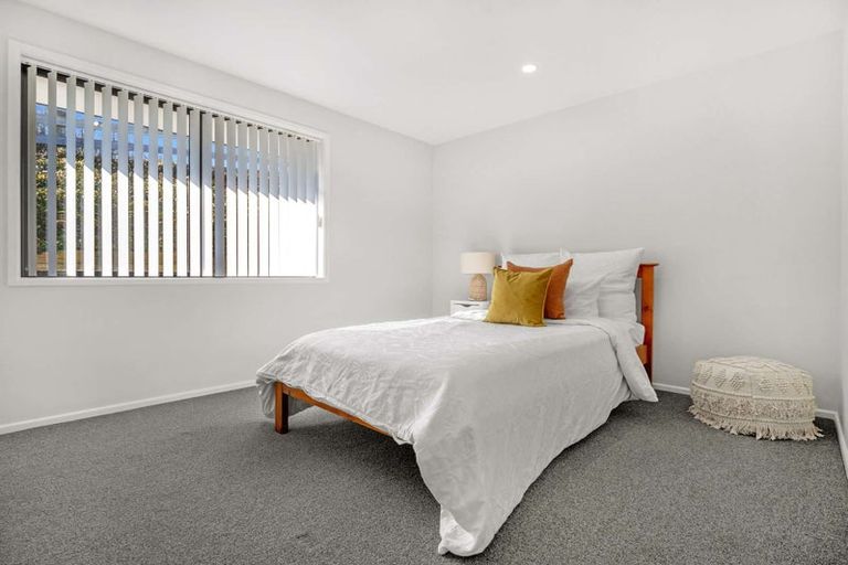 Photo of property in 8 Evan Tasman Lane, Waiuku, 2123