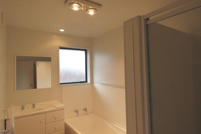 Photo of property in 42 Moreland Avenue, Papanui, Christchurch, 8053