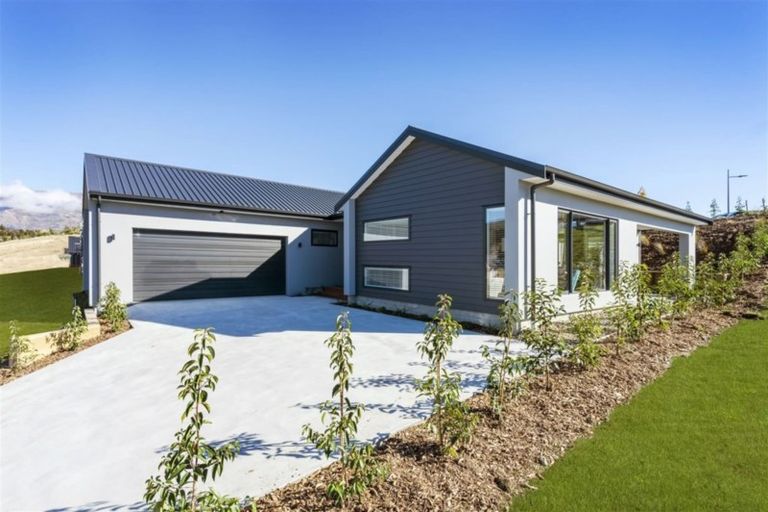 Photo of property in 45 Mount Linton Avenue, Wanaka, 9305