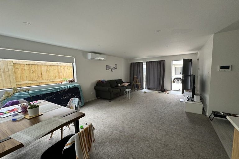 Photo of property in 7/116 Colwill Road, Massey, Auckland, 0614