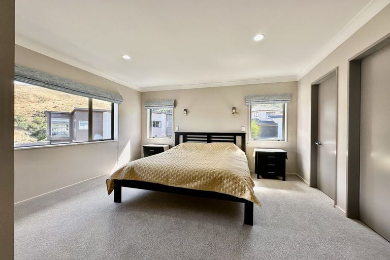 Photo of property in 20a Gifford Grove, Churton Park, Wellington, 6037