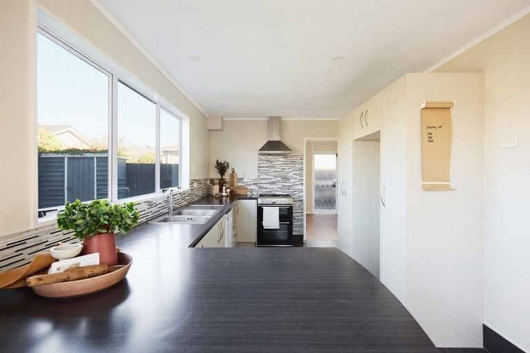 Photo of property in 2a Leander Street, Mount Maunganui, 3116