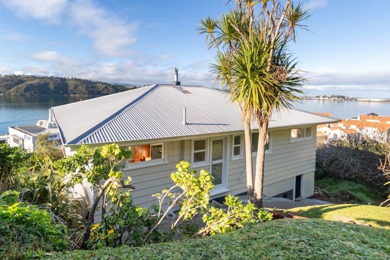 Photo of property in 288 Evans Bay Parade, Hataitai, Wellington, 6021
