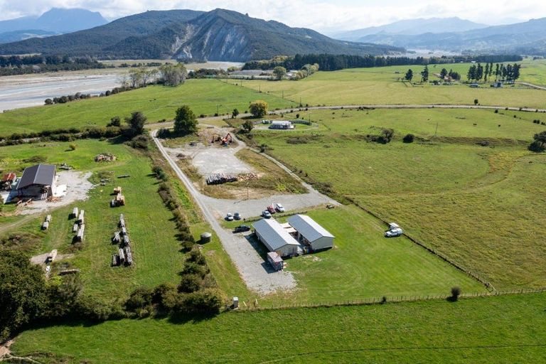 Photo of property in 168 Te Araroa Road, Ruatoria, 4083