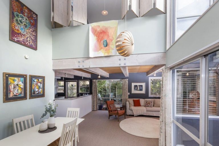 Photo of property in 2/18 Darvel Street, Riccarton, Christchurch, 8011