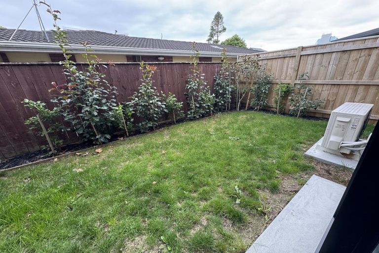 Photo of property in 83-85 Pitt Street, Palmerston North, 4410