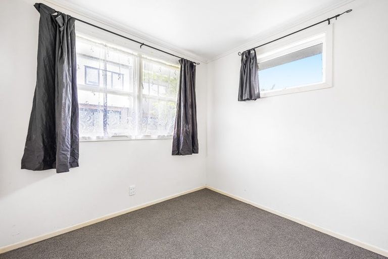 Photo of property in 27 Choice Avenue, Henderson, Auckland, 0612