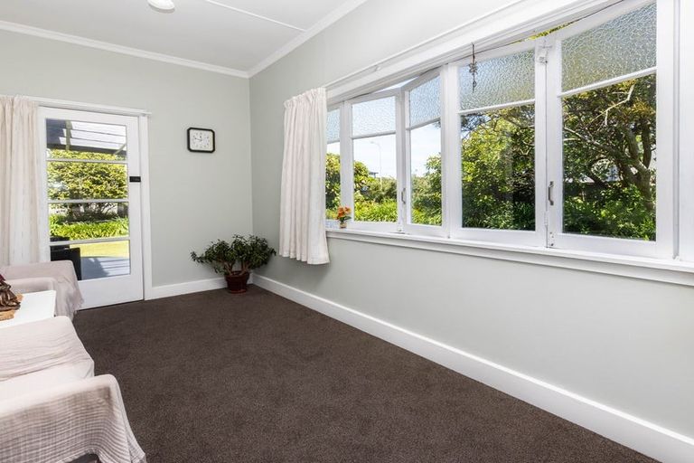 Photo of property in 2 Tudor Street, Hokitika, 7810