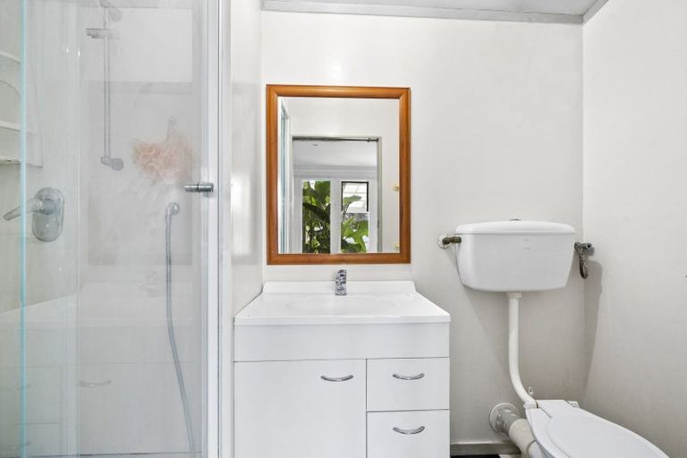 Photo of property in 35 Kopara Grove, Stokes Valley, Lower Hutt, 5019
